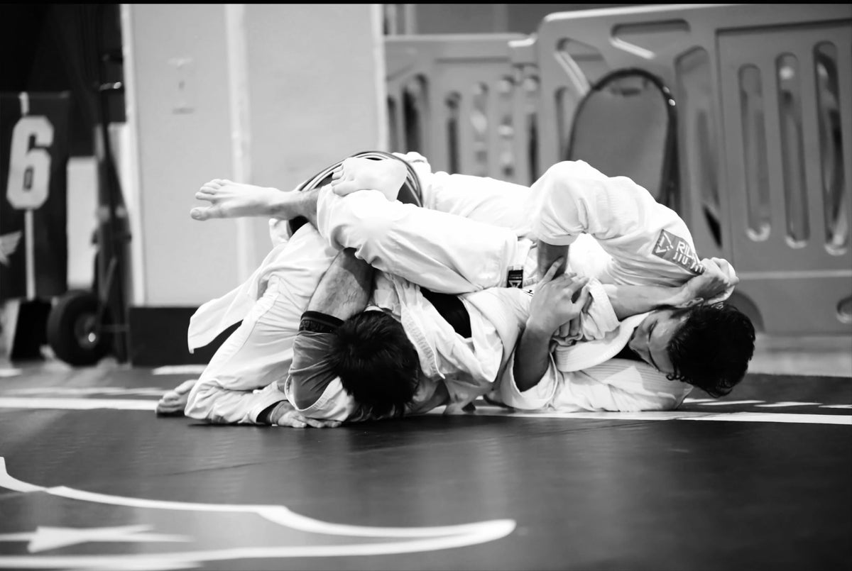 Mastering the Art of Jiu-Jitsu: Techniques Every Beginner Should Know ...